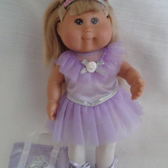 Cabbage Patch Dols - Picture 11 of 13